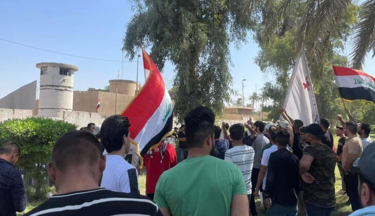 تحصن گسترده مردم عراق در اعتراض به حملات ترکیه به استان دهوک