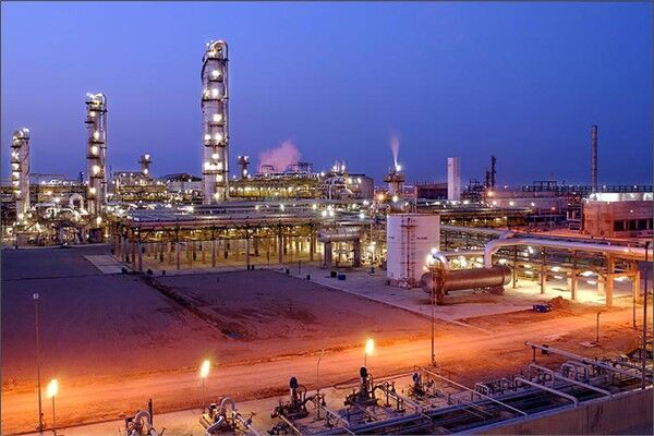 توافق ۴۰ میلیارد دلاری روسیه در پروژه های نفت و گاز ایران امضا شد