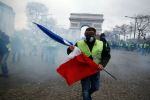 تداوم اعتراضات در فرانسه؛ آیا کابوس جلیقه زردها برای دولت تکرار می‌شود؟
