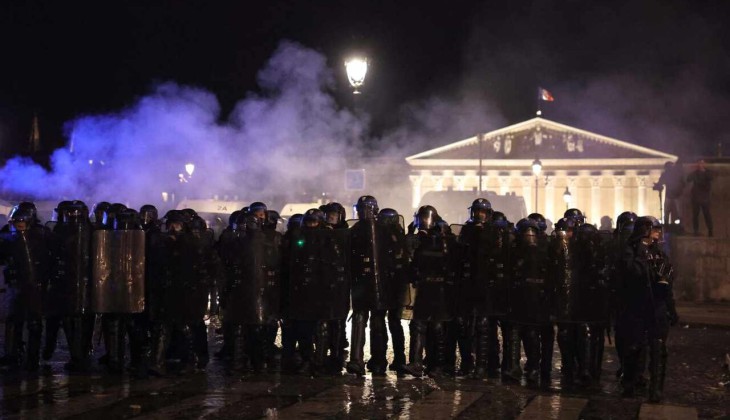 تداوم اعتراضات در فرانسه / ۱۲۰ نفر از معترضان بازداشت شدند