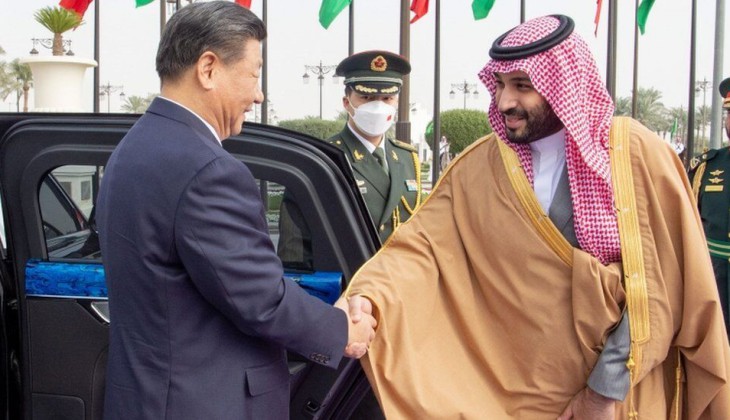 گسترش اختلافات ریاض و واشنگتن/ کاخ سفید نگران از روابط عربستان با چین و روسیه