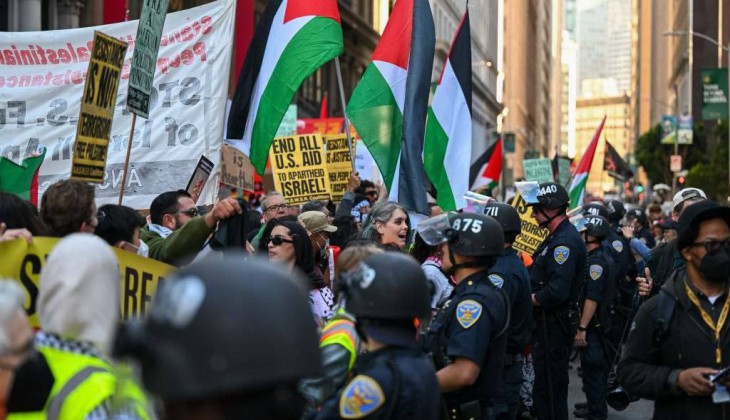 تظاهرات‌آمریکایی ها در حمایت از فلسطین و درخواست برای پایان جنگ