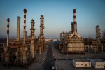 تشدید تحریم‌های نفتی ایران خطرات اقتصادی و انتخاباتی برای بایدن دارد