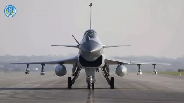 رهگیری سه هواپیمای فیلیپینی در آسمان چین