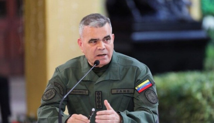 با سر بالا به تهدیدهای آمریکا پاسخ می‌دهیم